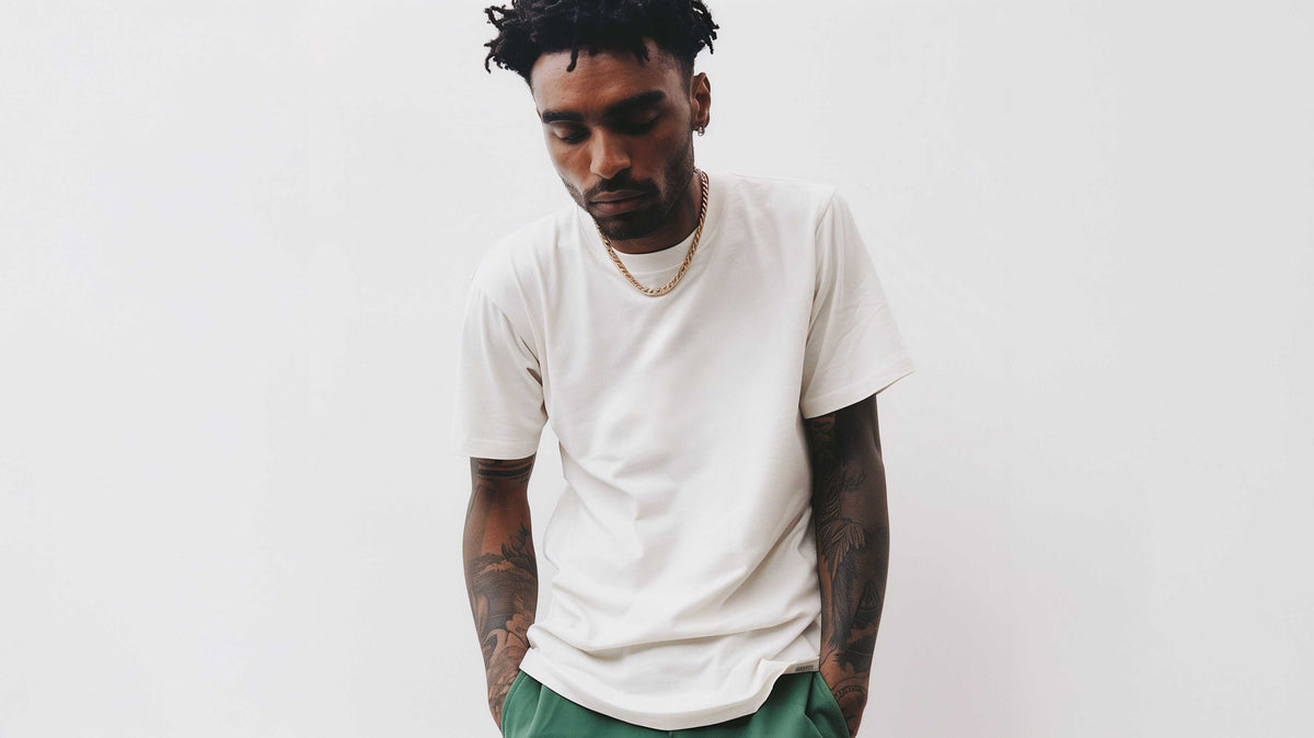 WHITE T SHIRT